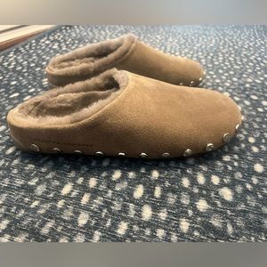 Rebecca Minkoff xEmu Australia Monch Studded Slipper Shoe Size 9 Military Green